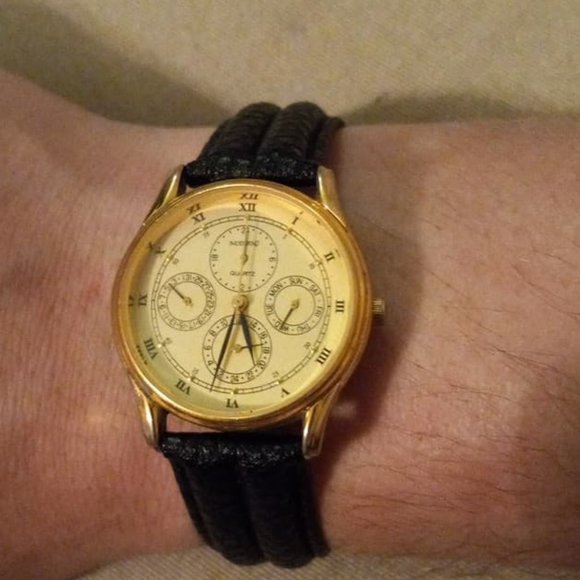 Gold chronograph Moderno watch - Picture 4 of 4